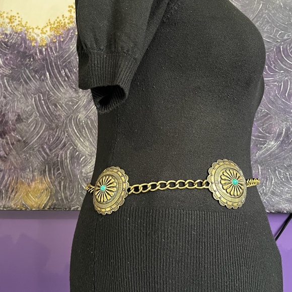 Vintage Antique Brass Tone Concho Belt - Picture 2 of 10